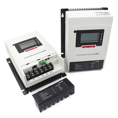 Dobra cena. 60A 12Vdc Max.Alternator DC DC Ładowarka 50A MPPT Ładowarka słoneczna 700W PV Moc wejściowa w Internecie