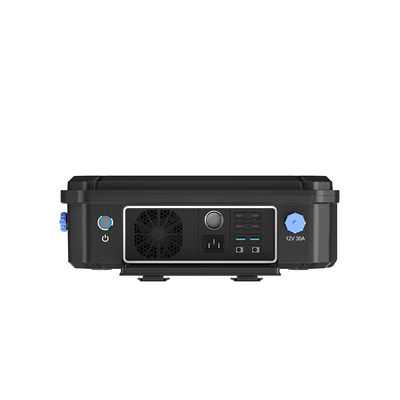DC 15A 12V 2000W Przenośny generator słoneczny z opcjonalną baterią zewnętrzną